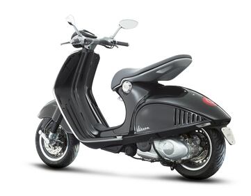 Vespa 946 16
