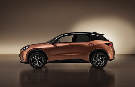 Le foto del nuovo Lexus LBX ibrido 8