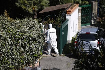 Roma, chiama il 112 e confessa l'omicidio. : "Ho ucciso mia madre" 3