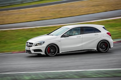 Mercedes A 45 AMG 7