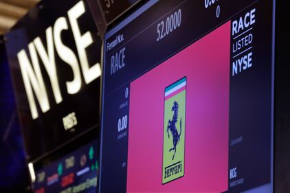 La Ferrari debutta a Wall Street 5