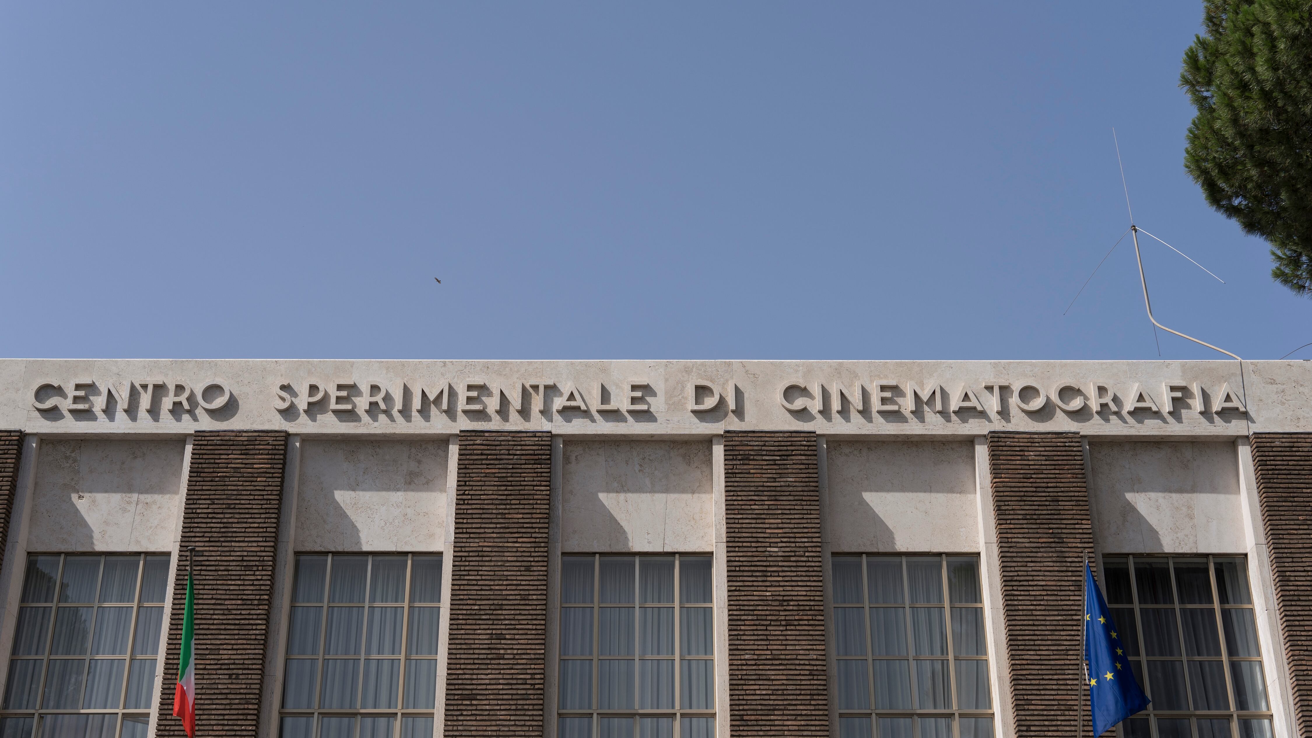 "Il centrodestra non tocchi il Centro". E infatti le nuove regole sono accantonate