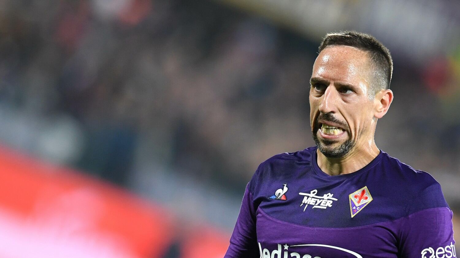 Fiorentina, Ribery squalificato tre giornate per la spinta al guardalinee