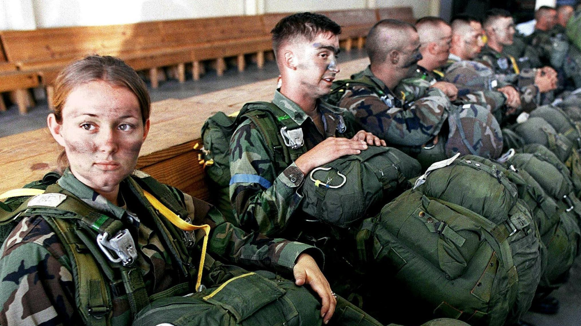 Rapporto choc: "Due terzi delle soldatesse Usa vittime di abusi"