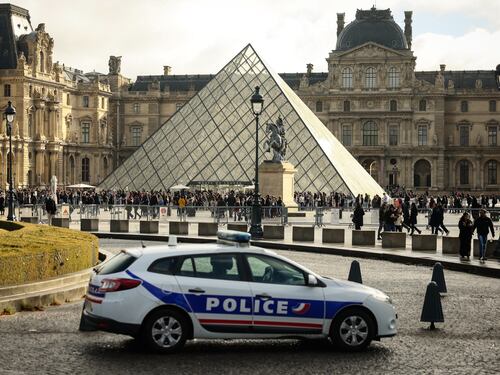 Parigi, sventato attentato alla sede di Bank of America: cosa è successo