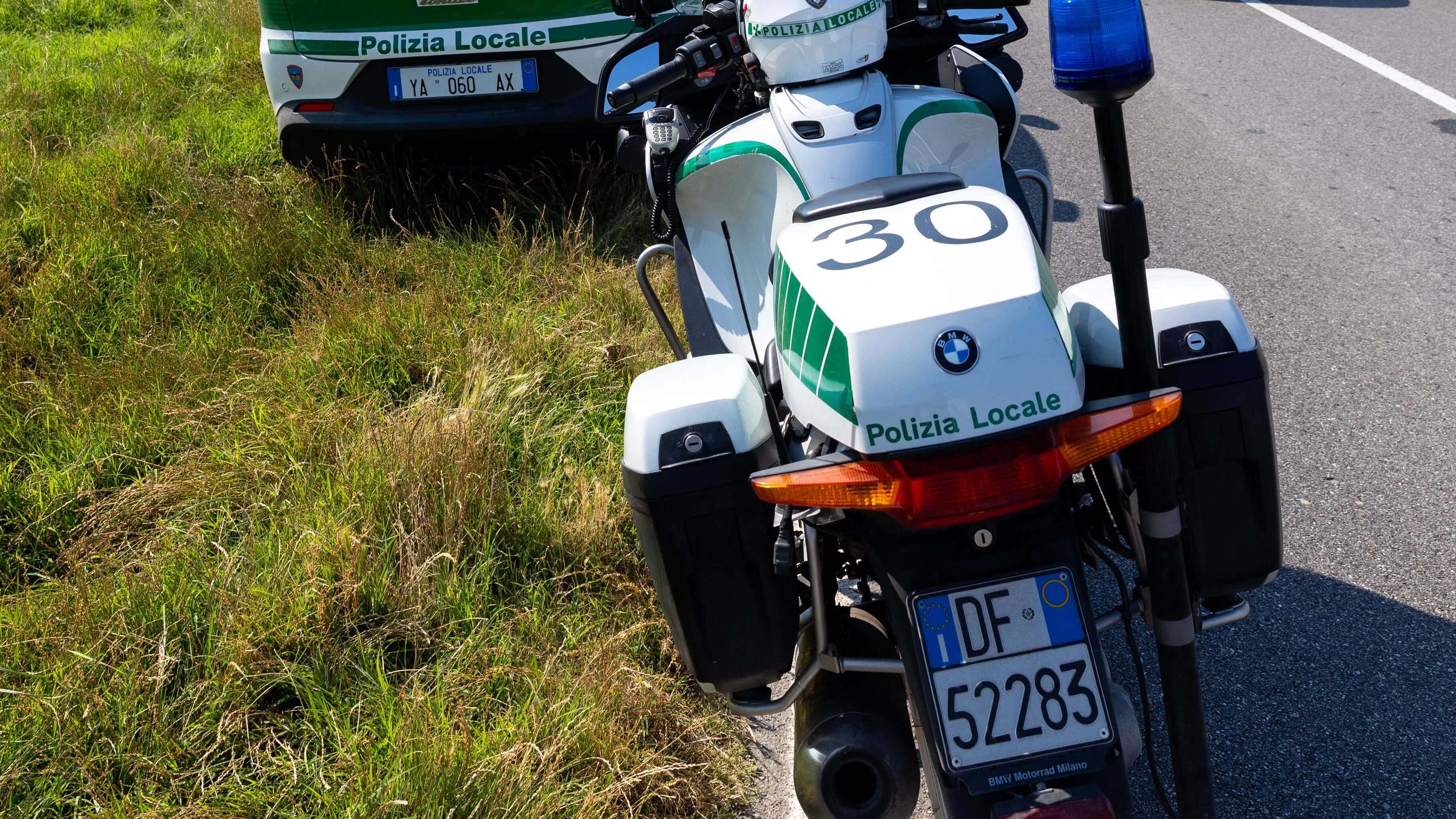 Proclamato lutto cittadino per la morte dell'agente