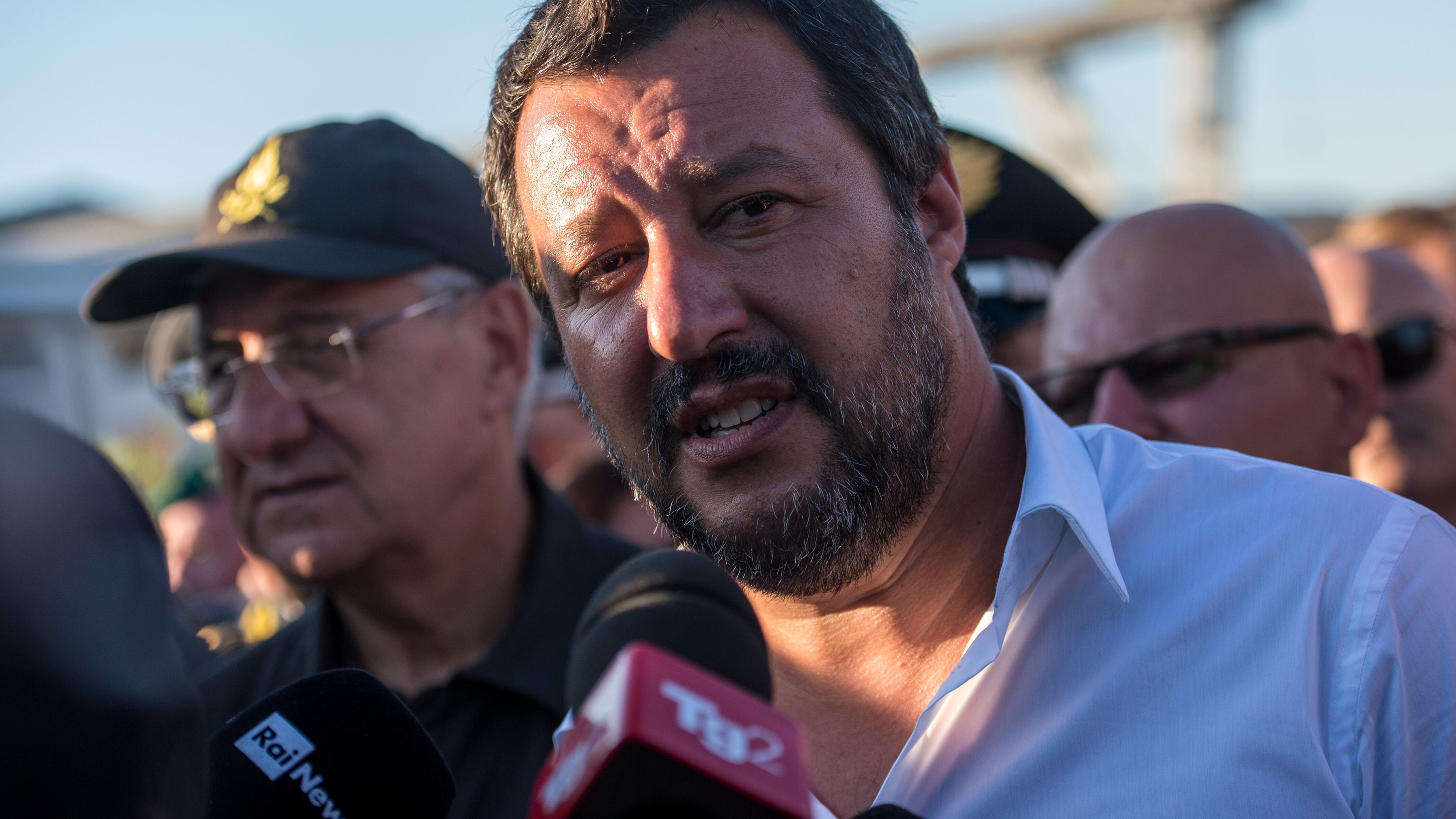 Salvini: "Meschino interrogare i funzionari del Viminale"