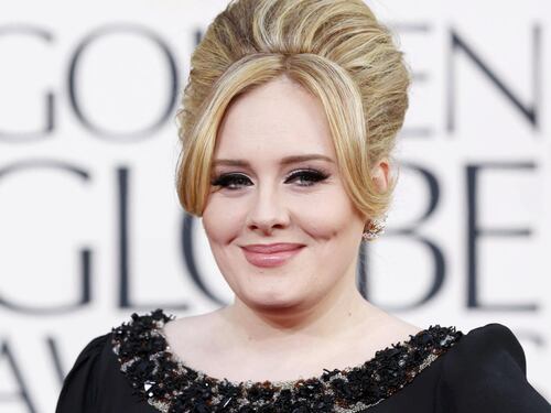 Adele: "Ho smesso di fumare, temevo di morire"