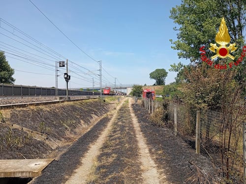 Guasto sull’alta velocità, treni in tilt: ritardi fino a quasi cinque ore. Salvini irritato per i disservizi
