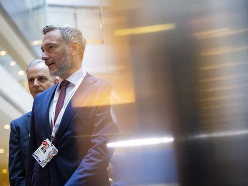 Richiesta dei Liberali. "Rigore a... Berlino". E Scholz vede la fine