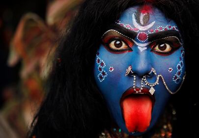 Colori, serpenti e cannabis, la due giorni del festival di Shiva in India 1
