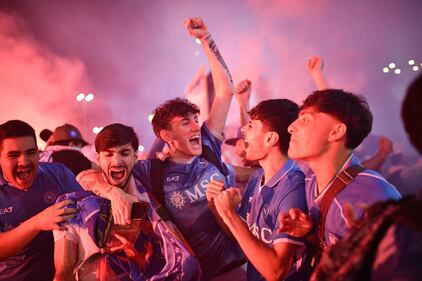 Scudetto, è festa non solo a Napoli 4
