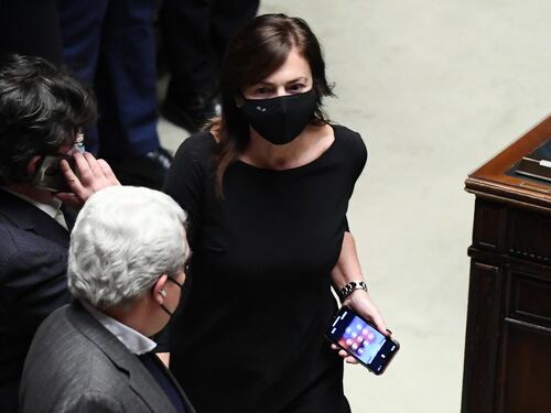 Centrodestra compatto: "Le urne la via maestra". Polverini vota sì: è fuori