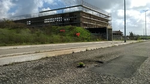 Fiori nelle buche, la protesta nei municipi romani 7