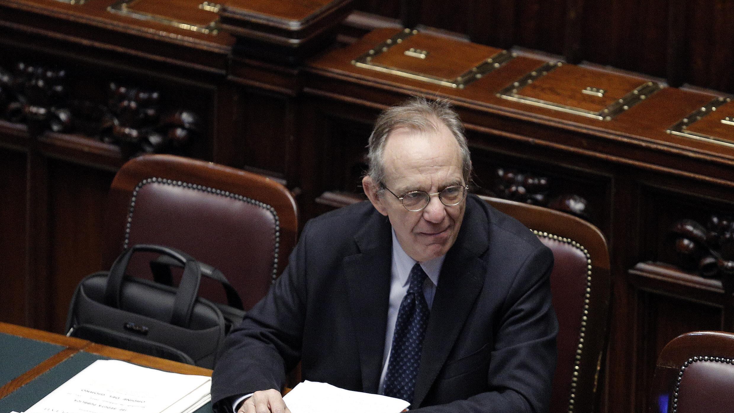 Governo ancora in alto mare sulle coperture per gli 80 euro