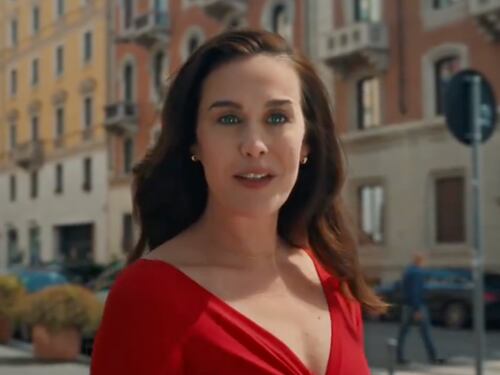 Scoppia il caso Megan Gale tra operatori telefonici: cosa succede