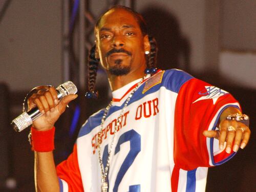 Snoop Dogg sotto accusa: costrinse donna a fare sesso orale
