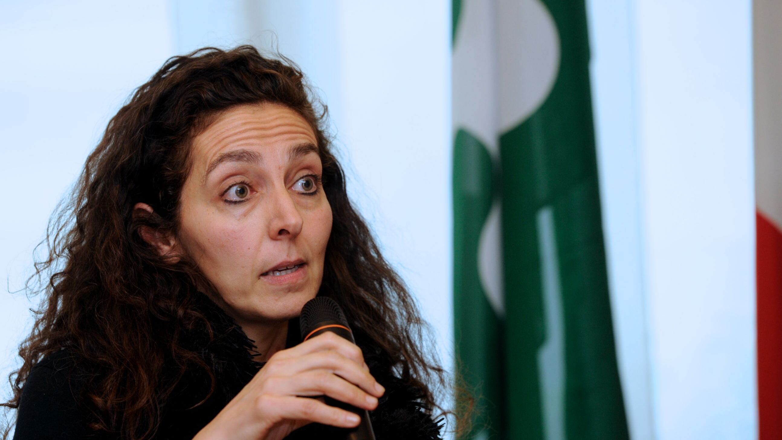Lampedusa si ribella alla passerella M5s "Pensate solo ai migranti, non a noi"