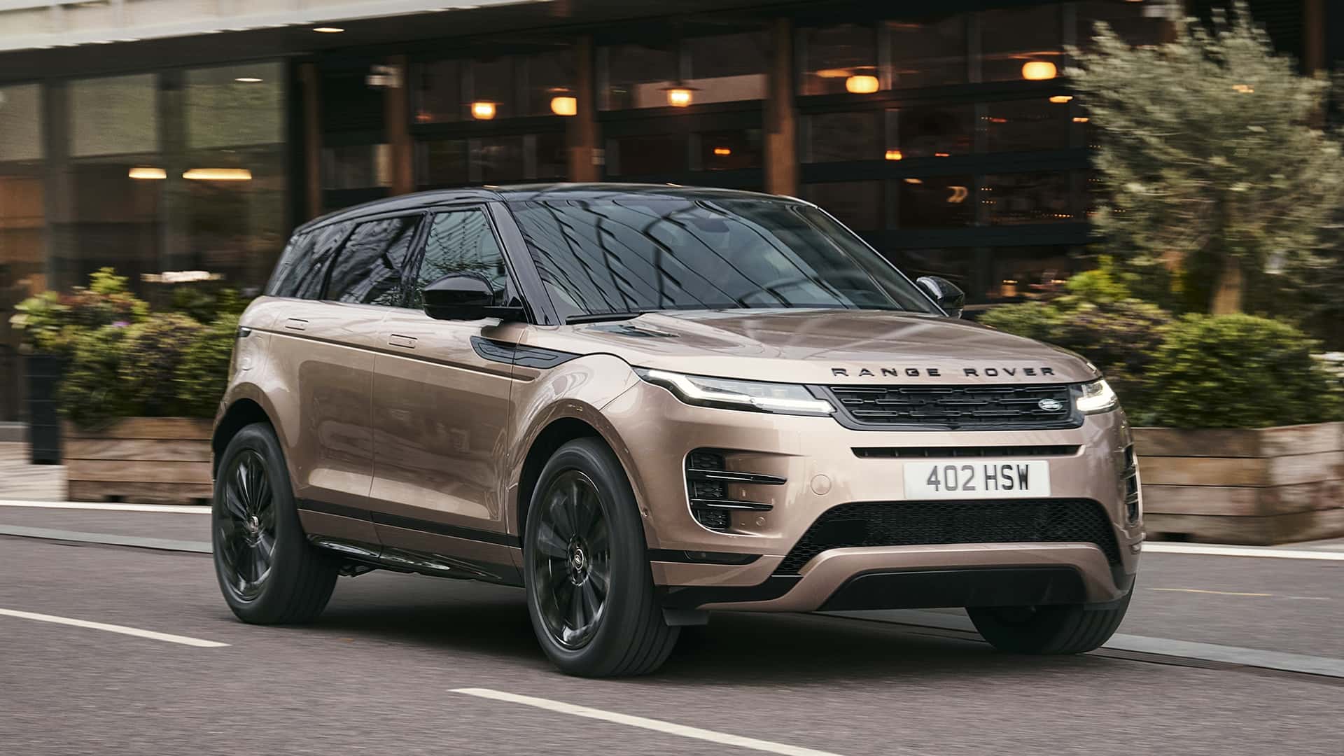 Range Rover Evoque 2023, guarda tutte le immagini 10