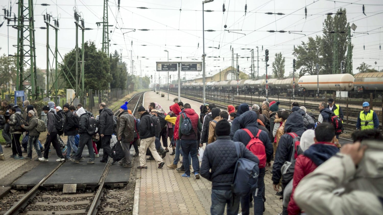 Vienna ci riempie di migranti: dopo il muro, i respingimenti