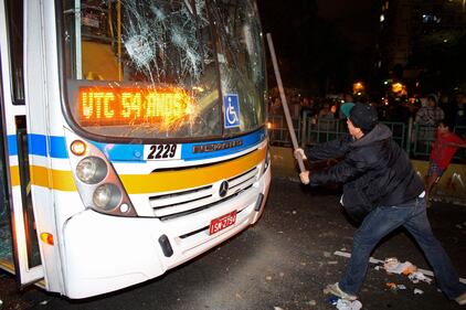 Brasile, proteste contro il governo 17