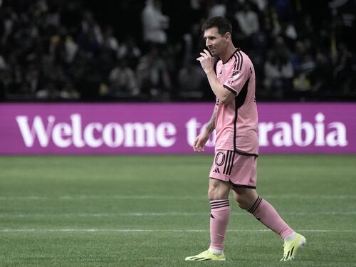Serata da incubo per Messi: Miami sconfitto 6-0 dall'Al-Nassr di Ronaldo