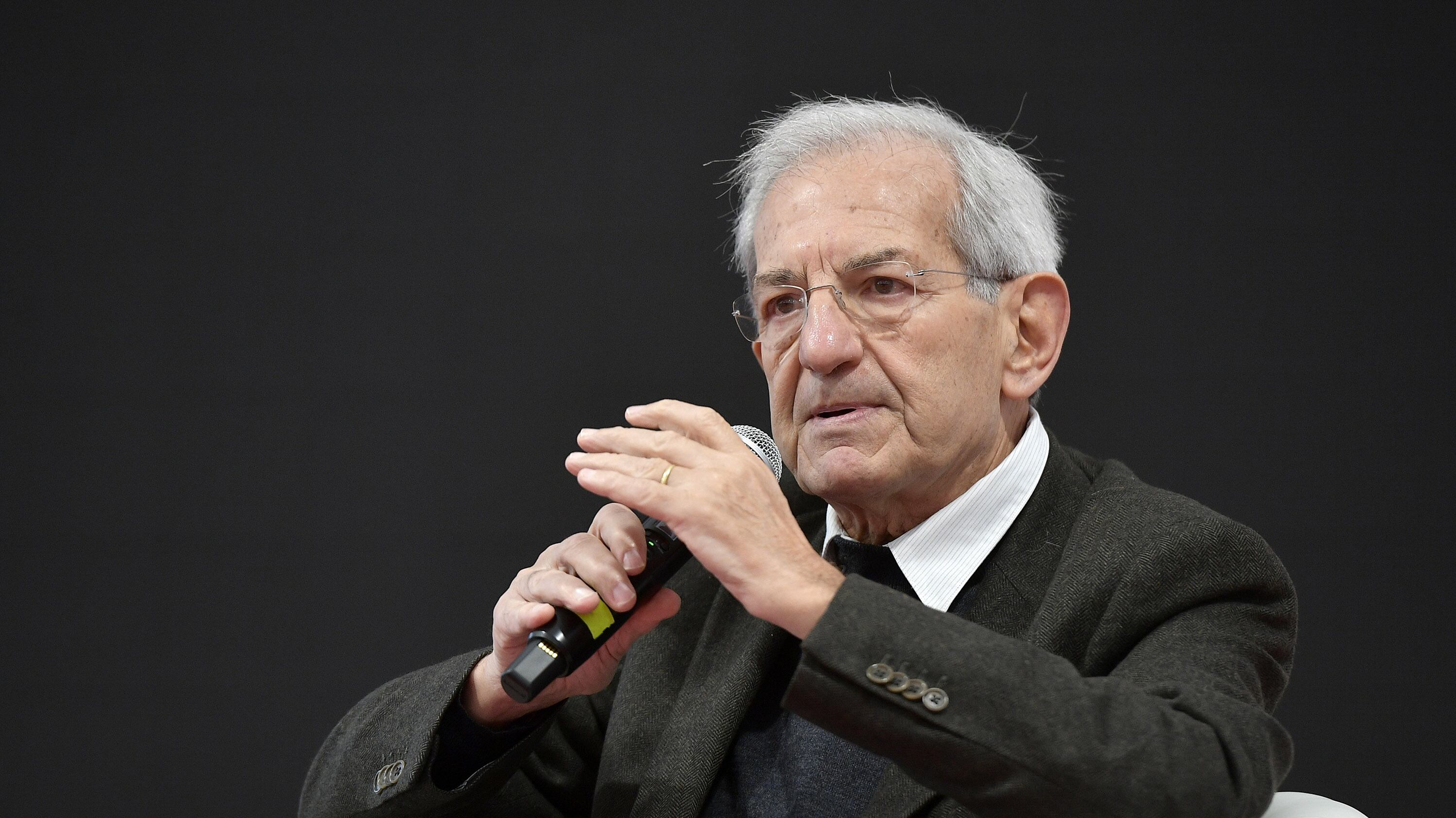 La politica? Solo una scorciatoia per la tv