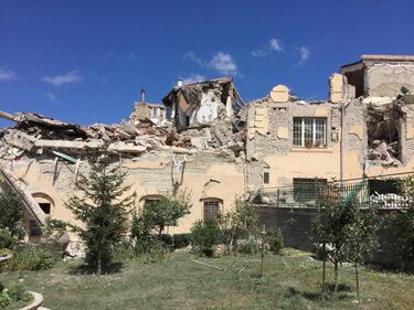 Amatrice, distrutto un edificio religioso 6