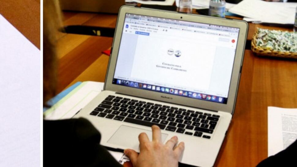 Nel contratto tante pagine, nessun libro