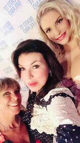 Francesca Cipriani e il compleanno tutto in rosa 8