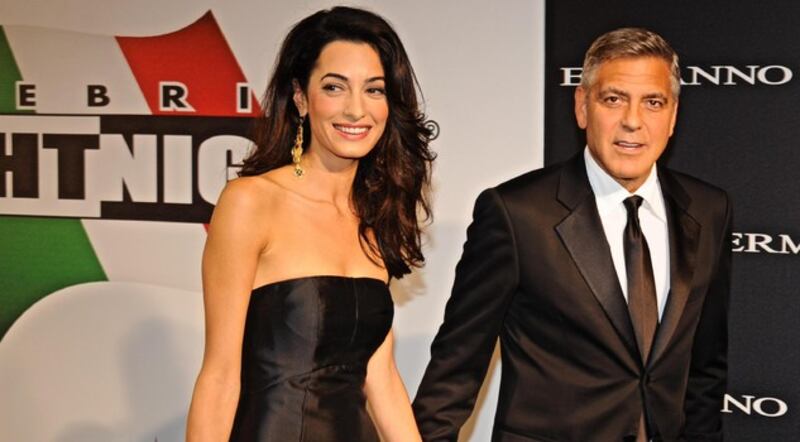 Amal Alamuddin: icona di stile al fianco di George Clooney 10