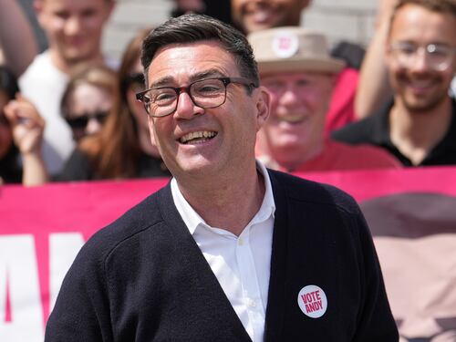 Il futuro dei Labour si decide a Makerfield: Burnham punta Starmer
