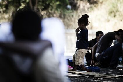 I clandestini accampati alla stazione Tiburtina 11