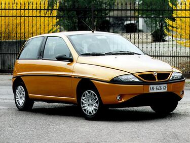 Lancia Y, guarda la gallery 10