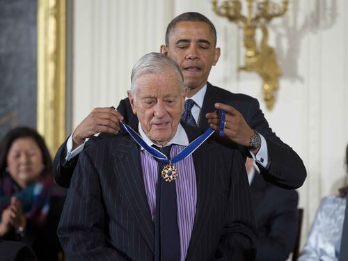 Morto Ben Bradlee, il direttore del Washington Post che affondò Nixon