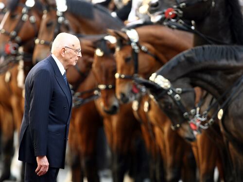 Il Corsera fa il tifo per un bis di Napolitano. Ma il Colle: "Questione chiusa"