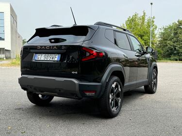 Dacia Duster 2024: guarda la gallery del SUV 4x4 mild-hybrid 9