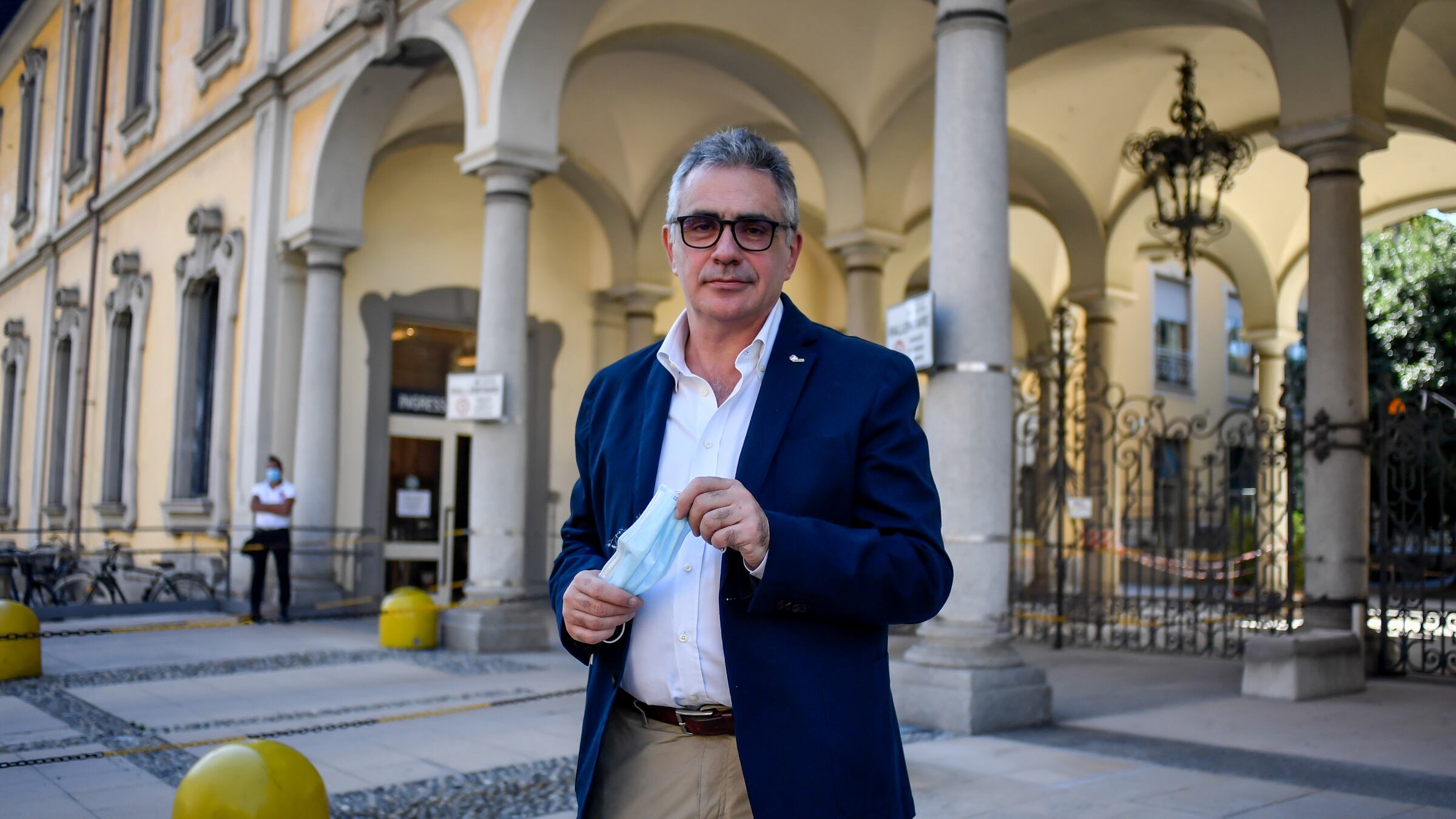 Il virologo "gufa": "Immunità di gregge? Non ci arriveremo mai"