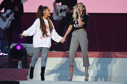 Ariana Grande solidale per Manchester 23