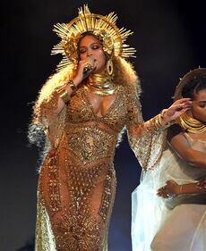 Beyoncé, le foto della sexy artista 2
