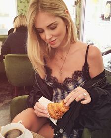 Chiara Ferragni, il cornetto è sexy 1