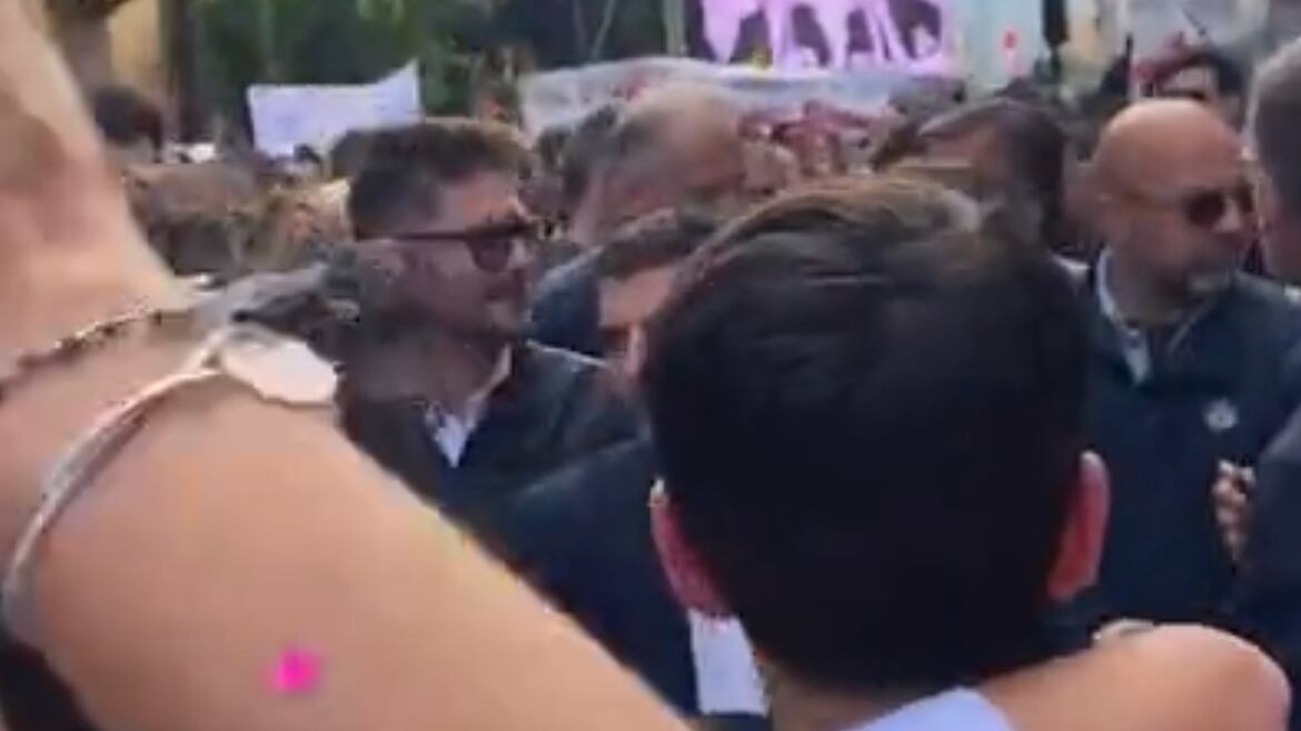 Palermo, tensioni al corteo per Falcone: polizia ferma Cgil, Anpi e associazioni studentesche