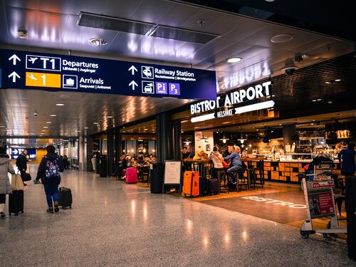 Shopping in aeroporto? Ecco i prodotti che conviene acquistare