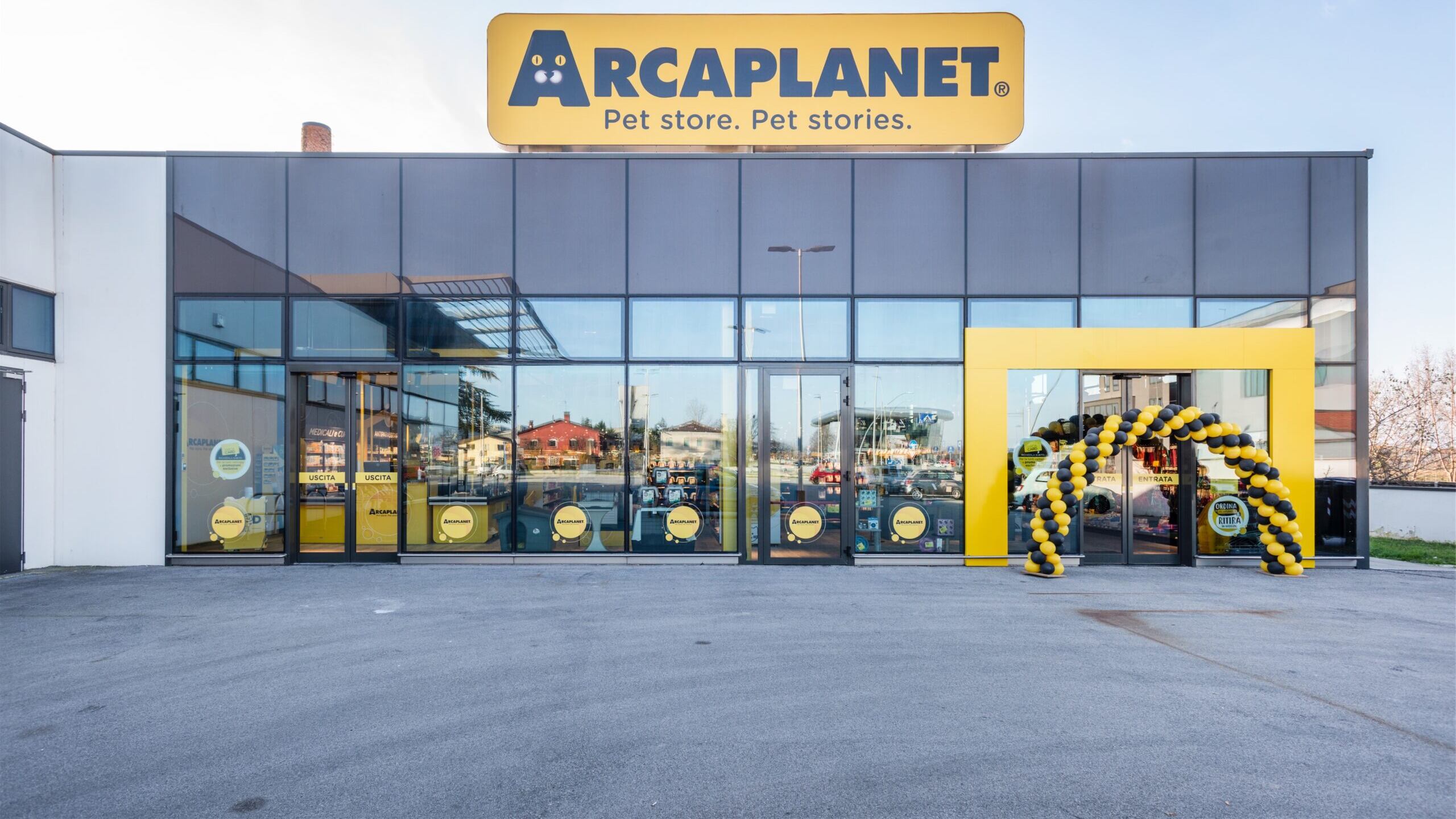 Arcaplanet, Nicolò Galante lascia la carica di ad. Nominato Guillaume Seneclauze