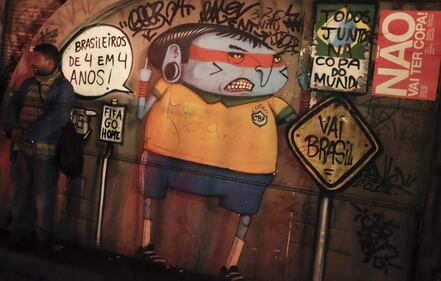 Mondiali 2014, la protesta tramite i graffiti 4