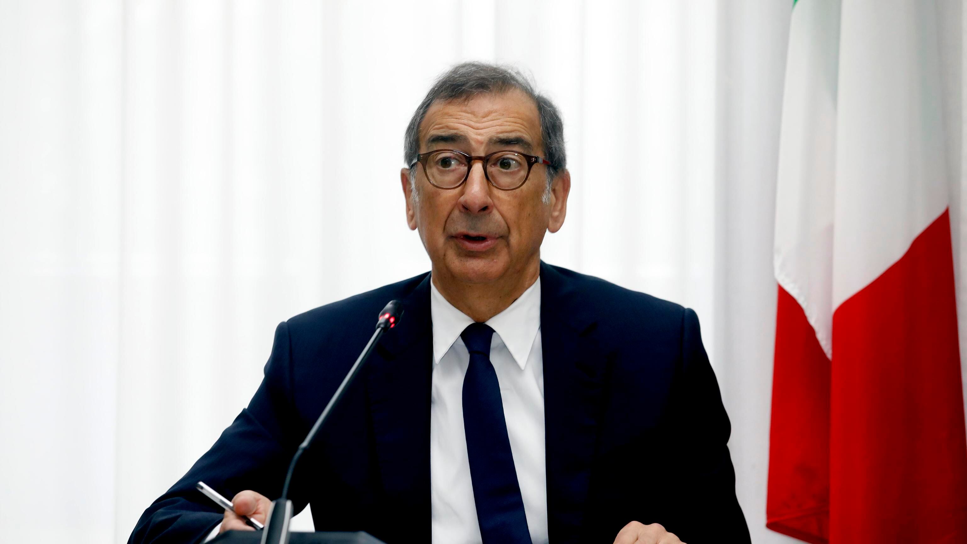 "Tre grandi problemi". L'ammissione (con riserva) di Sala su Milano