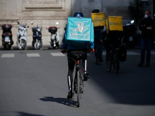 La lezione del rider ai moralisti: "Macché sfruttato"