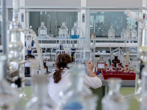 Come si cura il botulino? Come funziona l'antidoto contro la tossina