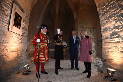 Il Principe Carlo e Camilla in visita alle Torre di Londra  5