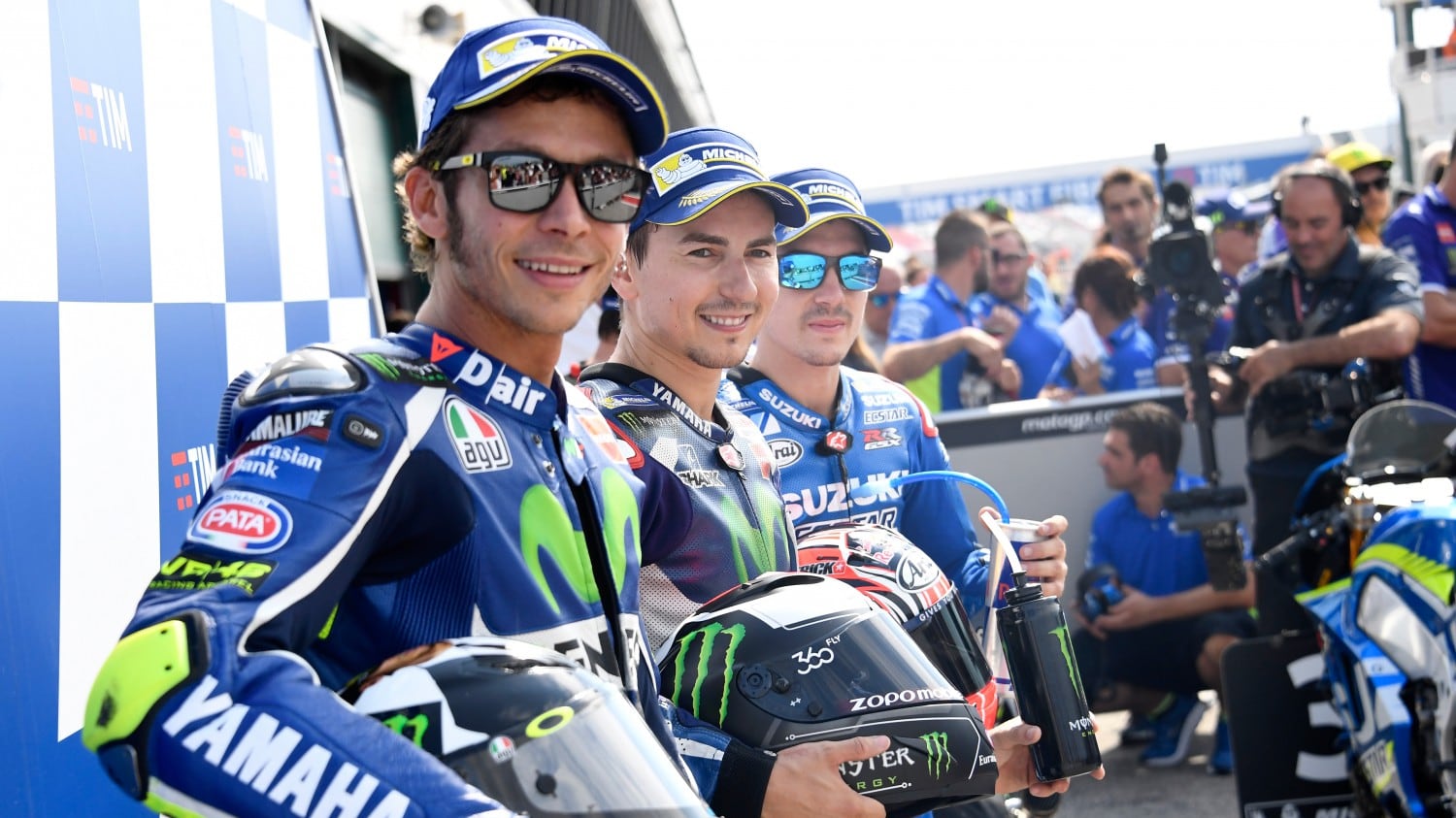 MotoGp Misano, Lorenzo pole. Ma Valentino Rossi è secondo